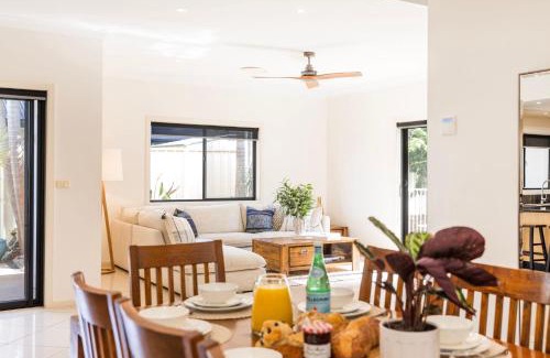 St. Georges Basin Casa | The Atrium by Experience Jervis Bay