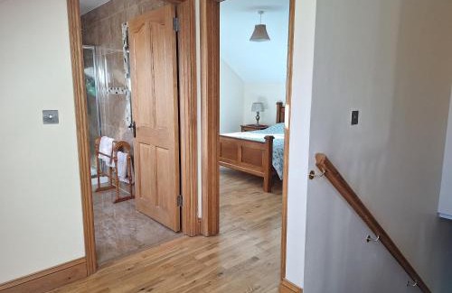 Castlewarren Apartamento | The Attic