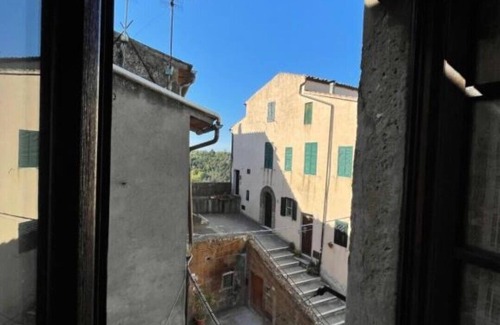 Pitigliano Apartamento | The attic in the Bastion