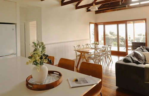 Wolvi Casa | The Wolvi House - Scenic Mountain Retreat