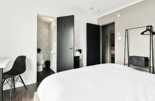 Sainte-Agathe-des-Monts Chalet De Esquí | The Auberge du lac des sables is a luxurious and privatized space for your stays