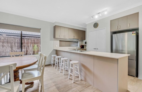 Geographe Casa | The Aurora – A Comfortable 4 BRM Family Getaway