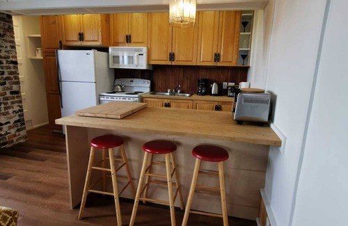 Small Point-Adam's Cove Cabaña | The Avalon Church Cottage