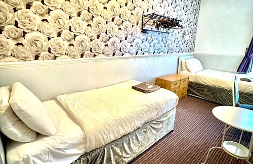 Blackpool Town Center Hotel | The AVON Hotel