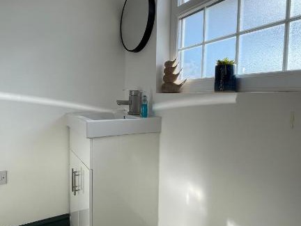 Welford Apartamento | The Aylestone - Leicester City 2 Bed Top Floor Apartment , Free Parking by YO ROOM!