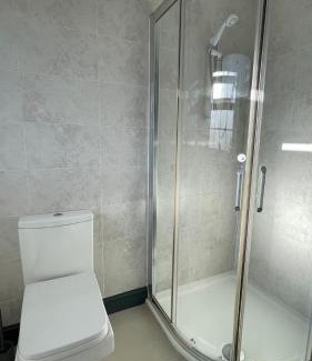 Welford Apartamento | The Aylestone - Leicester City 2 Bed Top Floor Apartment , Free Parking by YO ROOM!