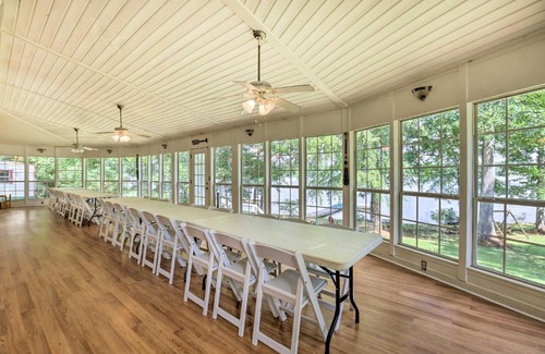 Stemley Casa | The B Haus Lakefront Retreat with Boat Ramp!
