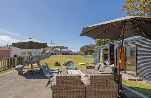 Cooks Beach Casa | The Bach at 44 - Cooks Beach Holiday Home
