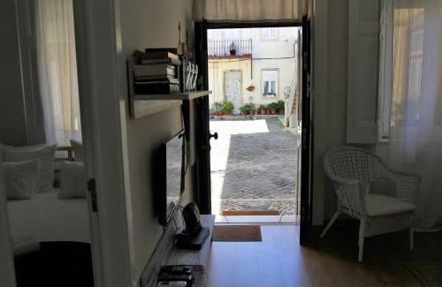 Alfama Apartamento | The Back Street Nest