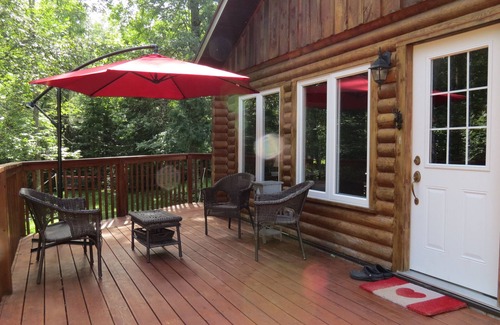 Lion's Head Casa | The Baker Retreat - log home in Lionshead, ON