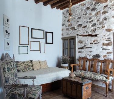 Ano Siros Apartamento | The Balcony of Bougainvillea!