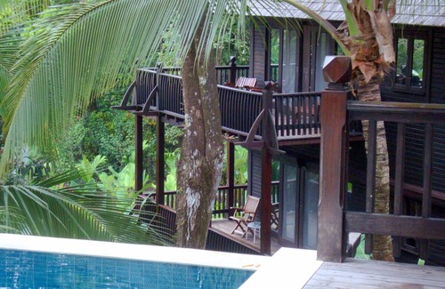 Manuel Antonio Casa | La Casa Bali en la playa, la mejor casa y la mejor ubicación de lejos!