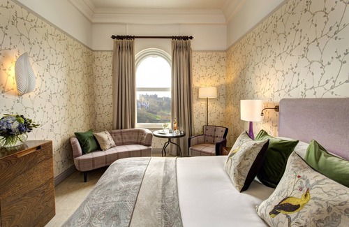 New Town Hotel | The Balmoral Hotel