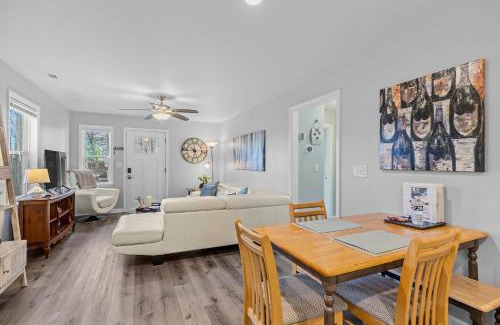 Hendersonville Casa | The Bamboo Bungalow