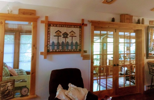 East Stroudsburg Chalet De Esquí | La Casa de Bambú .....