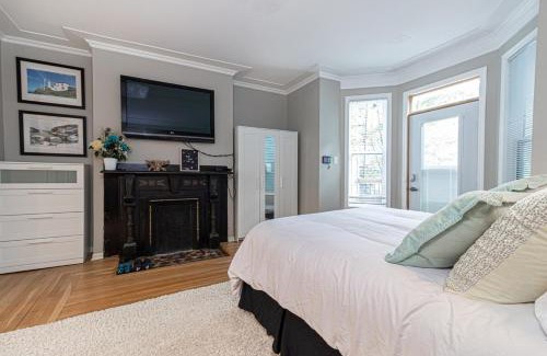 Downtown St. John's Casa | The Bannerman Park Suite And Loft