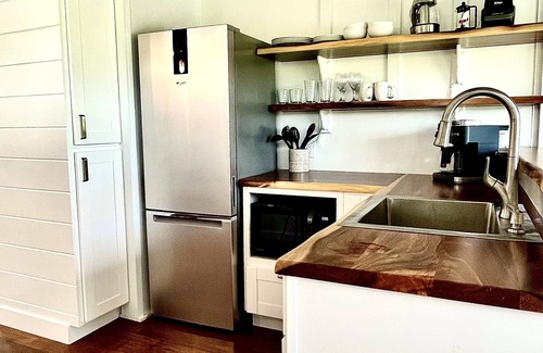 Kailua Casa | The Banyan Beach Bungalow