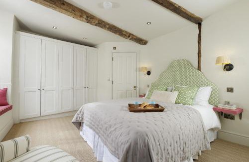 Cirencester Casa | The Barley Apartment at Cowley House