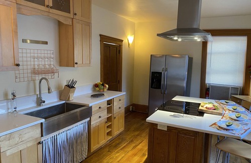 Hotchkiss Casa | The Barlow
