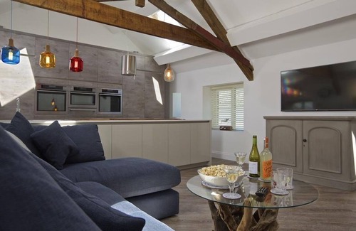 Torcross Cabaña | The Barn, 20 At The Beach