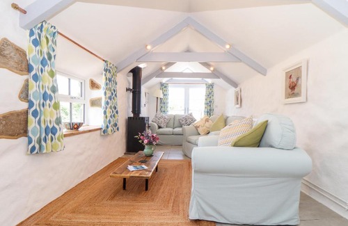 Coverack Casa | The Barn at Trevothen Farm