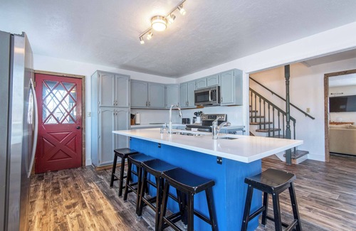Driggs Casa | The Barn Driggs – Huge, Newly Renovated Retreat