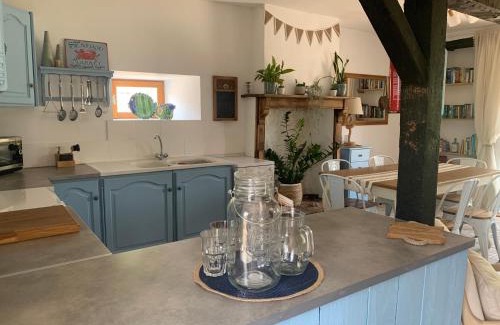 Lussac-Les-Eglises Casa | The Barn Gite