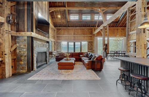 Dayton Casa | The Barn House