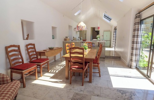 Borrowby Casa | THE BARN @ IVY HOUSE, family friendly, with a garden in Thirsk