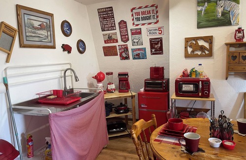 Warner Springs Casa | The Barn, mini petting zoo