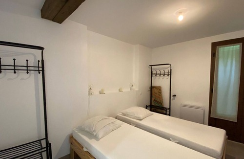 Saubrigues Casa | The barn of Pintouquet consists of four apartments and a studio.
