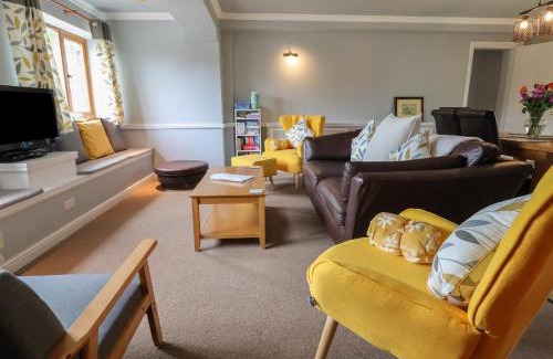 Walcot Casa | The Barn The Elms
