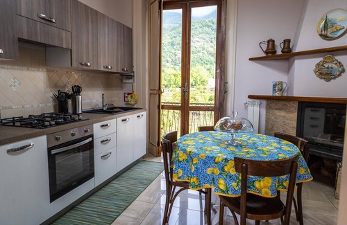 Angri Apartamento | The Baroness’s Apartment – Noble Charm and Stunning Vesuvius View