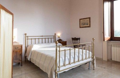 Angri Apartamento | The Baroness’s Apartment – Noble Charm and Stunning Vesuvius View