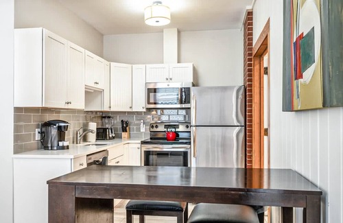 Historic Seaport Apartamento | The Bartlum Luxury Studio In Prime Location