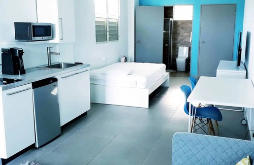Maleza Alta Apartamento | The Base Lofts 3 modern apt near best beachesnn
