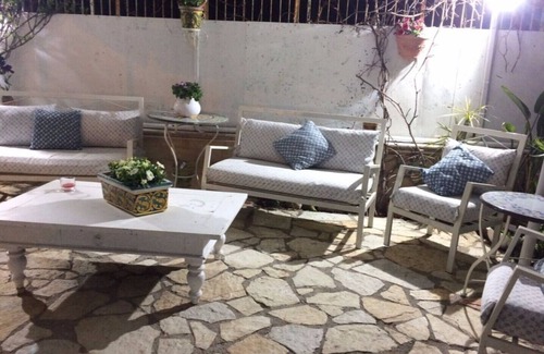 Trabia Casa | El Shoreline B & B - Individual