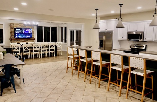 Chaska Casa | The Bavaria Farmhouse - 30 Acre Estate