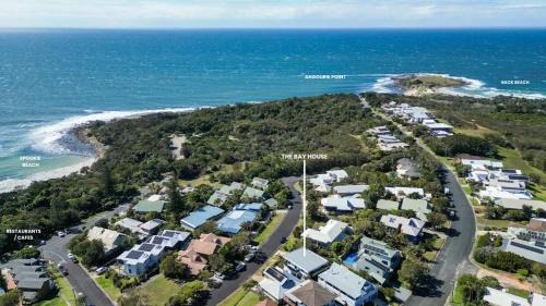 Angourie Casa | The Bay House - Oceanstays