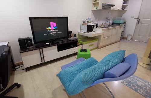 Ban Bang Saen Apartamento | The Beach Bangsaen Condo Sea View Room 327-62 Top Floor-Free Netflix