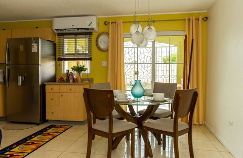 Caribbean Estates Casa | The Beach House II Bedroom with