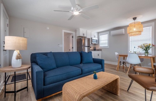 Yaupon Beach Hotel | The Beach House Motel & Suites