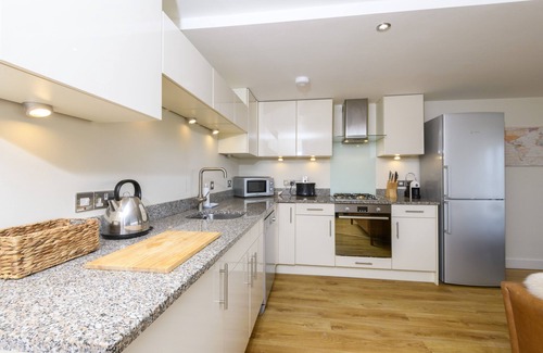 Porth Apartamento | The Beach House & Porth Sands Apartments