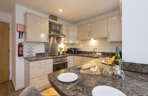 Porth Apartamento | The Beach House & Porth Sands Apartments
