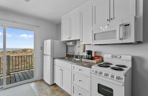 North Carolina Coast Hotel | The Beach House