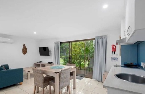 Mid North Coast Waterfront Apartamento | The Beach Hut @ Annuka