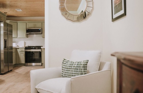 Ocean Springs Casa | The Beachcomber B - 2 bedroom in Golf Cart District near beaches and downtown!