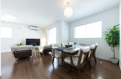 Miura Casa | The Beachfront House ビーチフロントの一軒家 4名迄