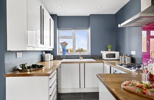 Herne Bay Apartamento | The Beacon, 2 bed Flat in Herne Bay With Parking