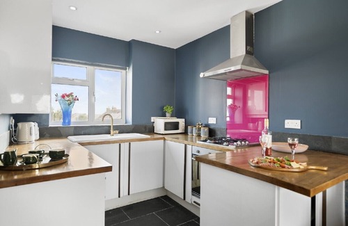 Herne Bay Apartamento | The Beacon, 2 bed Flat in Herne Bay With Parking